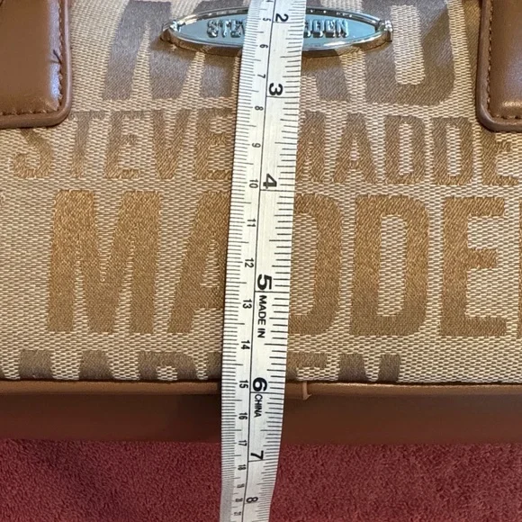 Steve Madden Beige and Brown Logo Shoulder Bag with Charm - Picture 9 of 10